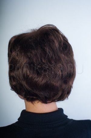 Короткий натуральный парик, волнистый волос T.M.S. New Vision