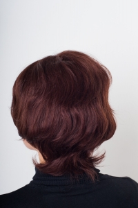 Короткий парик из натуральных волос Elegant Hair Collection